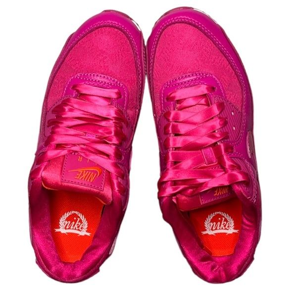 Nike Shoes - NWOB Nike Airmax 90 Hot Pink and Orange Size 7